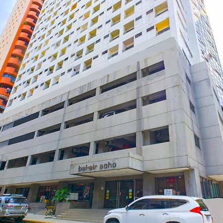 Oyo 769 Poblacion Suites Polaris Makati City Esterno foto