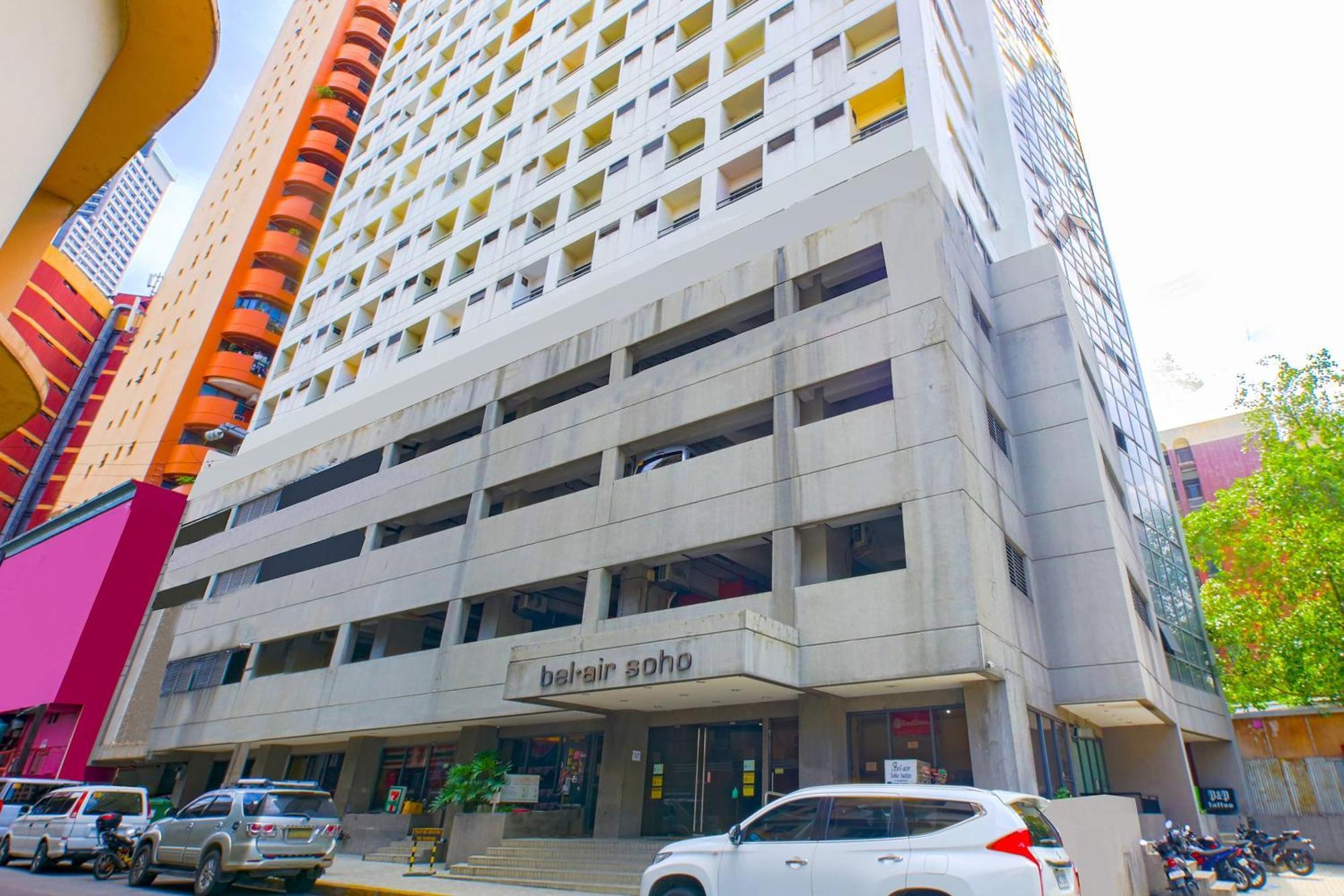 Oyo 769 Poblacion Suites Polaris Makati City Esterno foto