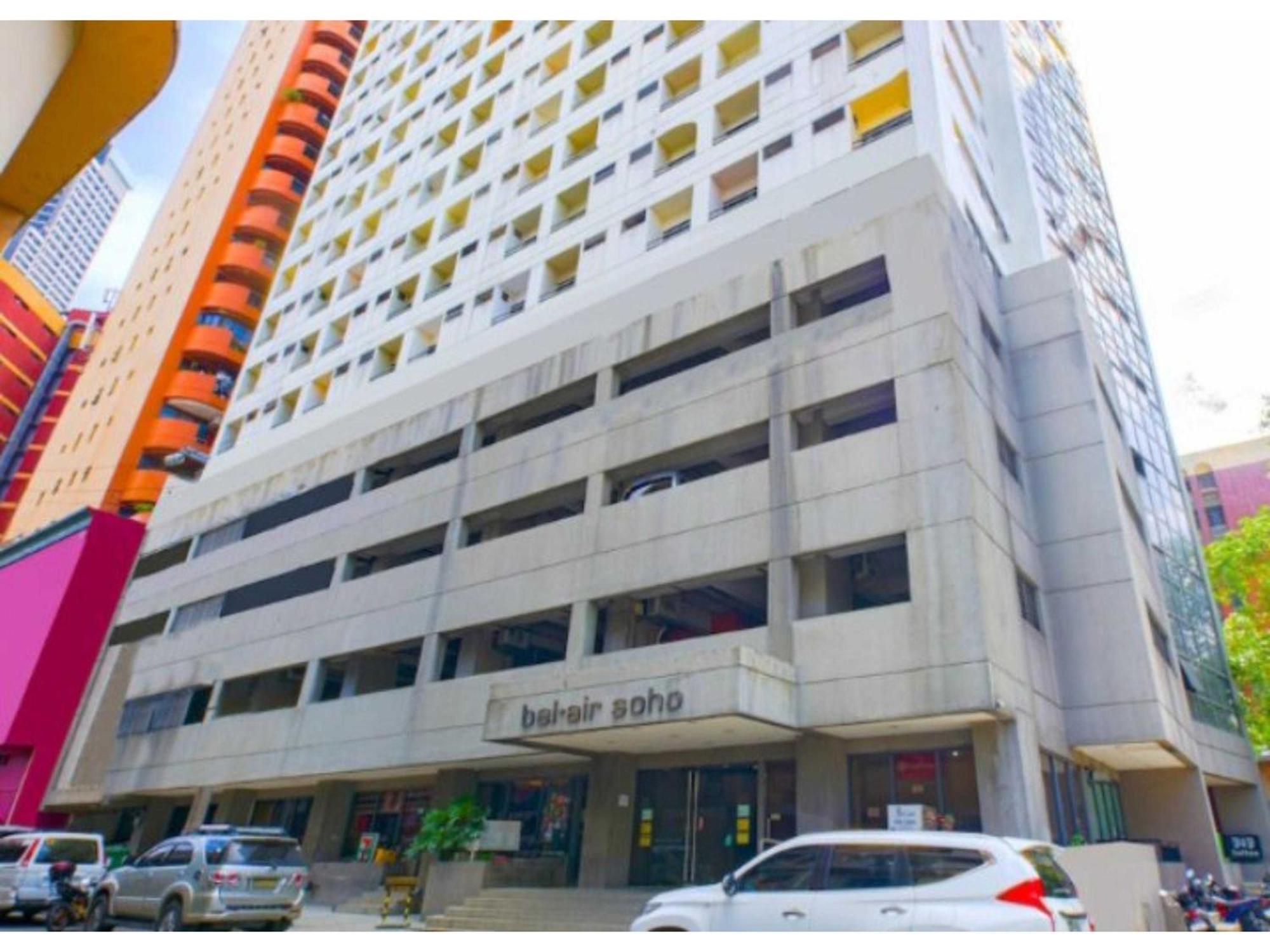 Oyo 769 Poblacion Suites Polaris Makati City Esterno foto
