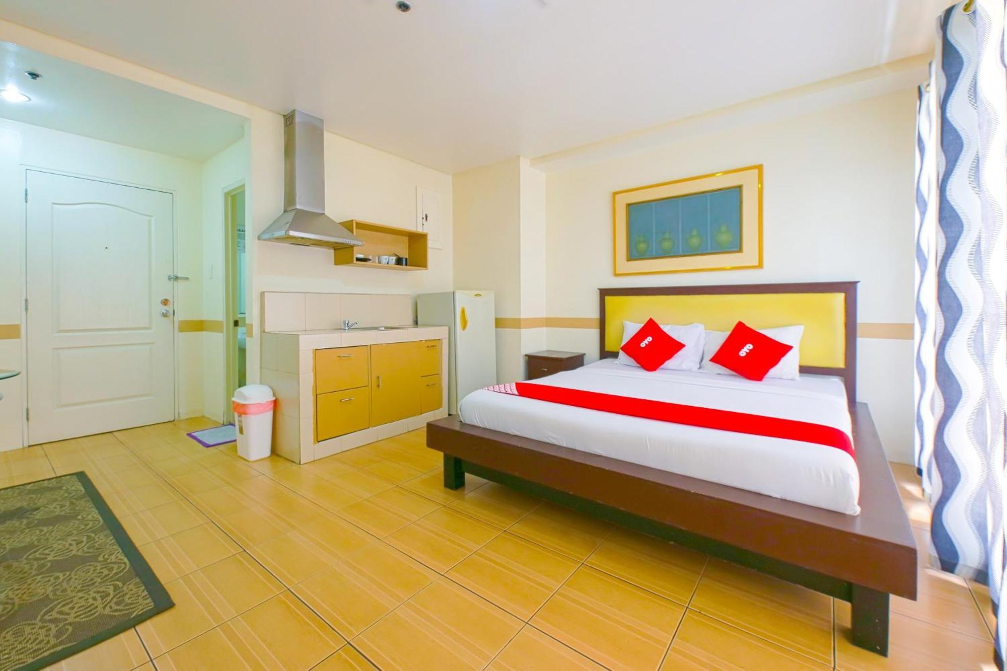Oyo 769 Poblacion Suites Polaris Makati City Esterno foto