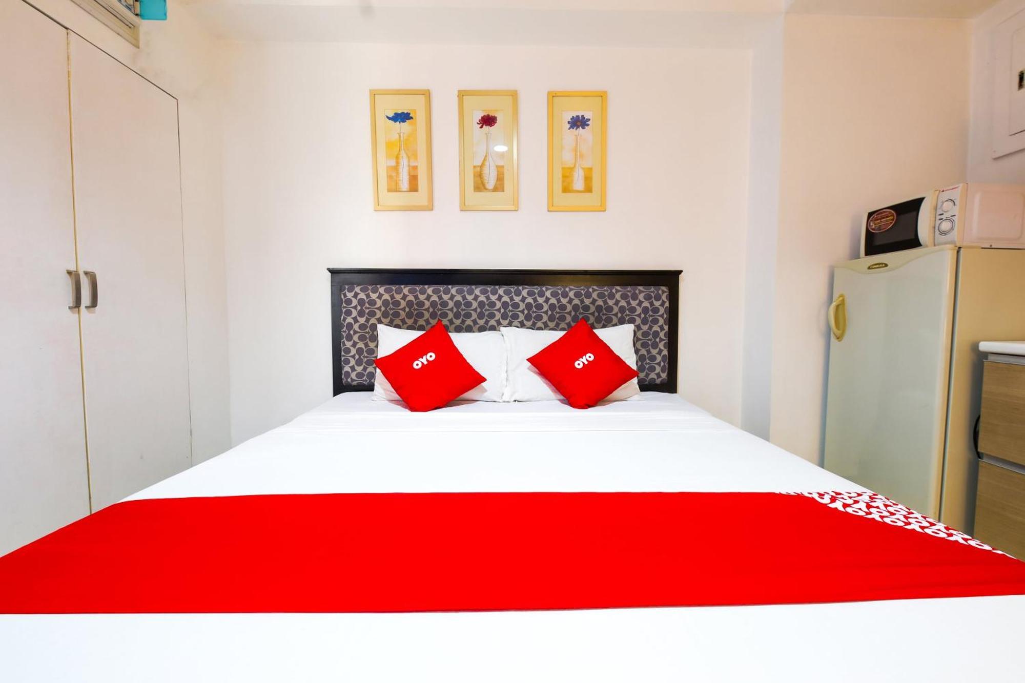 Oyo 769 Poblacion Suites Polaris Makati City Esterno foto